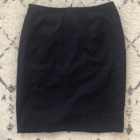 H&M navy blue pencil skirt size US 8 - Picture 3 of 3